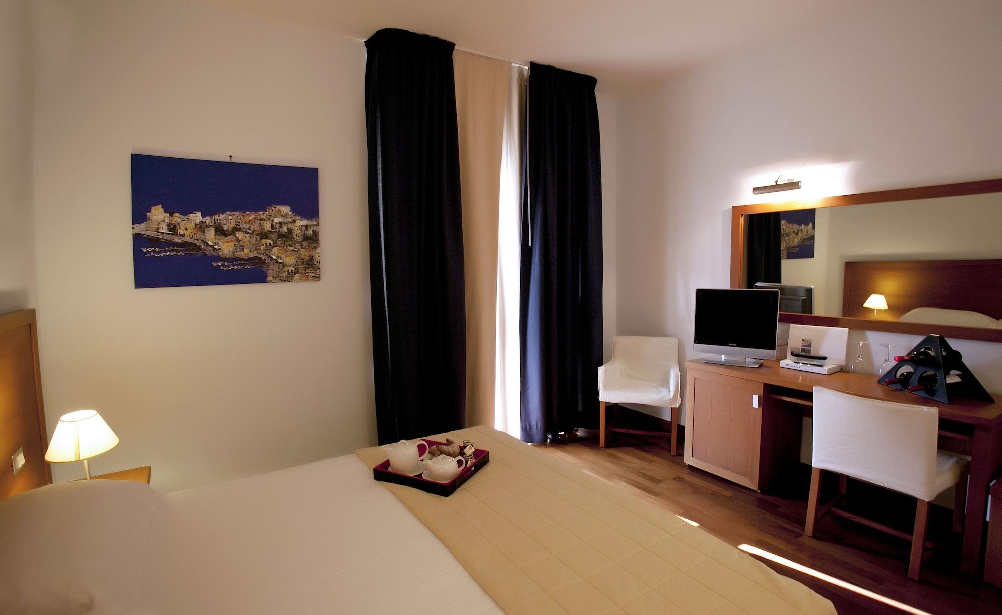 טרפאני Hotel Tiziano מראה חיצוני תמונה