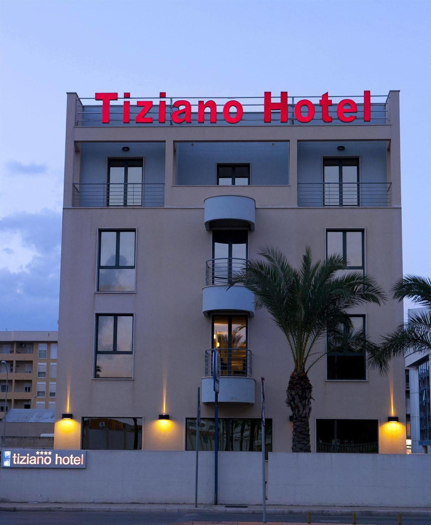 טרפאני Hotel Tiziano מראה חיצוני תמונה